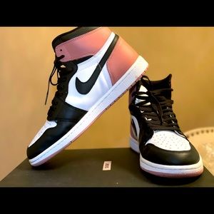 Rust Pink Retro Jordan 1’s, US 11